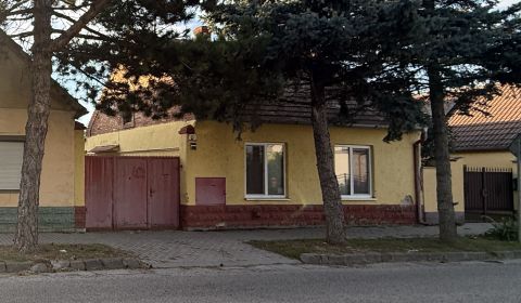 Eladó Családi ház, Családi ház, Hlavná, Trnava, Szlovákia