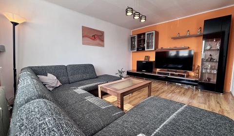 Eladó 3 szobás lakás, 3 szobás lakás, Andreja Hlinku, Piešťany, Szlová