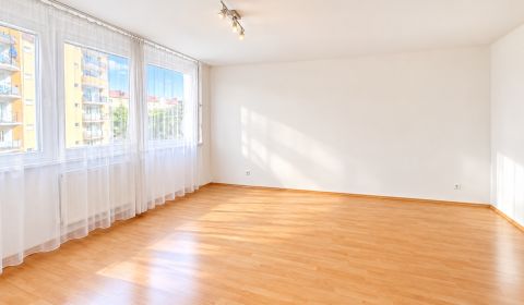 Eladó 2 szobás lakás, 2 szobás lakás, Cabanova, Bratislava - Dúbravka,