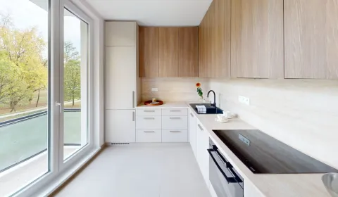 Eladó 2 szobás lakás, 2 szobás lakás, Komárnická, Bratislava - Ružinov