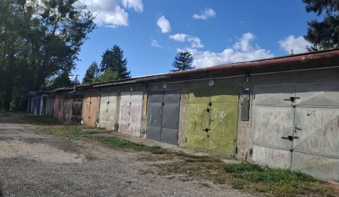 Eladó Garázsok, Garázsok, Lesná, Nové Zámky, Szlovákia