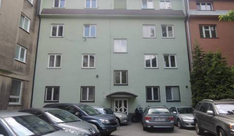 Kiadó Irodahelység, Irodahelység, Nitrianska, Bratislava - Ružinov, Sz