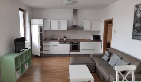 2 szobás lakás, Dunajská, kiadó, Bratislava - Staré Mesto, Szlovákia