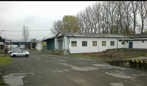 Raktárak és ipari épületek, Strojnícka, kiadó, Prešov, Szlovákia