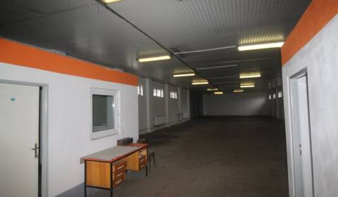 Raktárak és ipari épületek, eladó, Prešov, Szlovákia