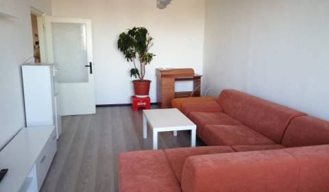 3 szobás lakás, Čiližská, kiadó, Bratislava - Vrakuňa, Szlovákia