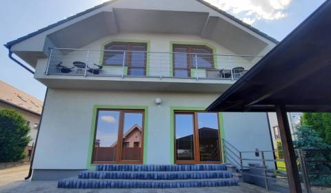 Szállodák és panziók, eladó, Nové Zámky, Szlovákia