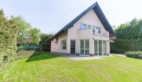 Kiadó Családi ház, Családi ház, Strmý vŕšok, Bratislava - Záhorská Bys