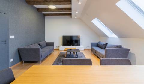 Kiadó 2 szobás lakás, 2 szobás lakás, Michalská, Bratislava - Staré Me