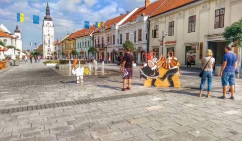 Üzlethelység, Hlavná, kiadó, Trnava, Szlovákia