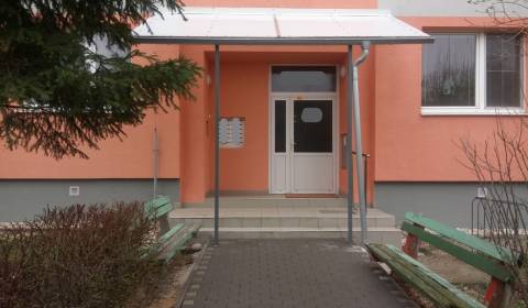 3 szobás lakás, eladó, Partizánske, Szlovákia