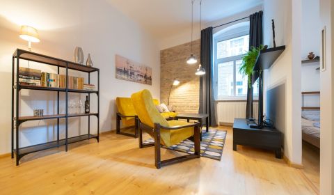 Kiadó 2 szobás lakás, 2 szobás lakás, Palárikova, Bratislava - Staré M