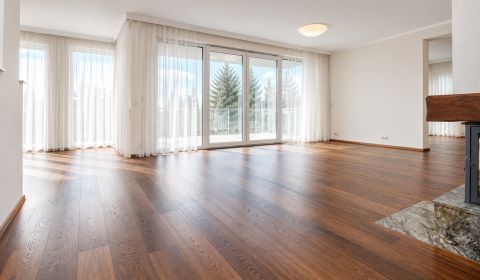 Kiadó 4 szobás lakás, 4 szobás lakás, Mudroňova, Bratislava - Staré Me