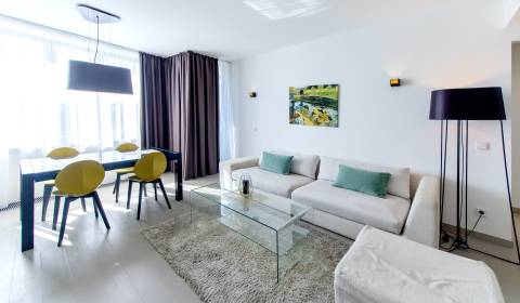 Kiadó 2 szobás lakás, 2 szobás lakás, Pribinova, Bratislava - Staré Me