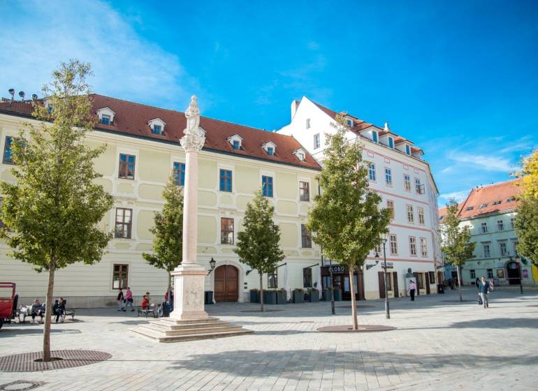 2 szobás lakás, Františkánske námestie, kiadó, Bratislava - Staré Mest