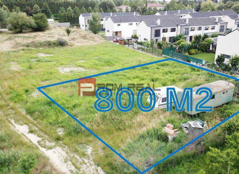 Telkek - lakóingatlan eladó Mariankán, Na Ovsisku, 800 m²-es területtel.