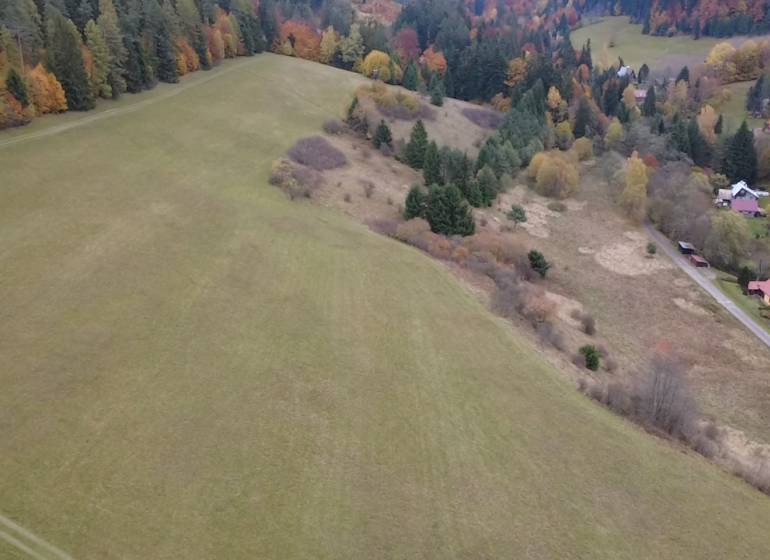 Fejlesztési telek egyéni rekreációra a Rekreačných pozemkoch területén, Lazy pod Makytou, Čertov.