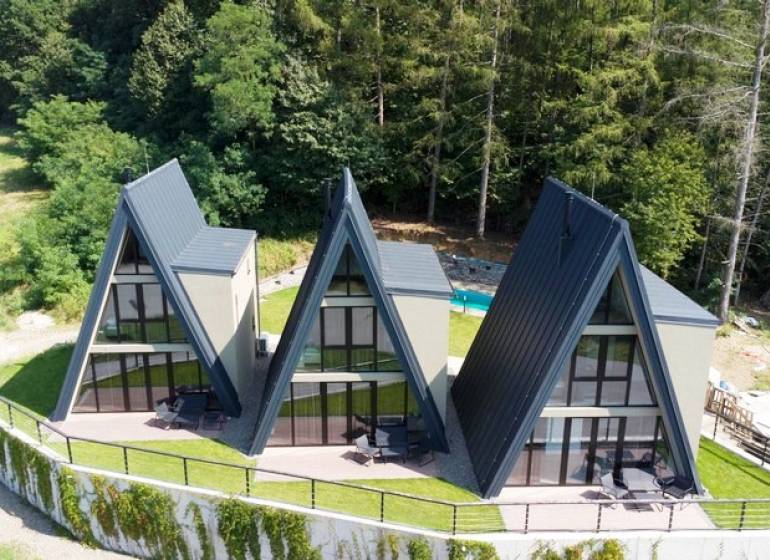 Samozrejme, rád vám pomôžem s prekladom. Prosím, poskytnite text, ktorý chcete preložiť do maďarčiny.