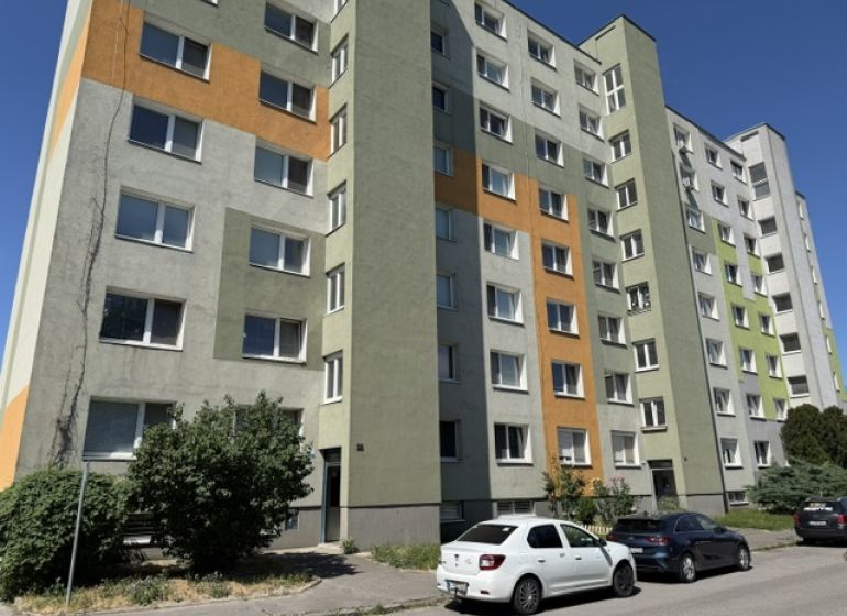 Lakótelep a Dudvážska utcában, Pozsony - Podunajské Biskupice, 1 szobás lakást kínál.