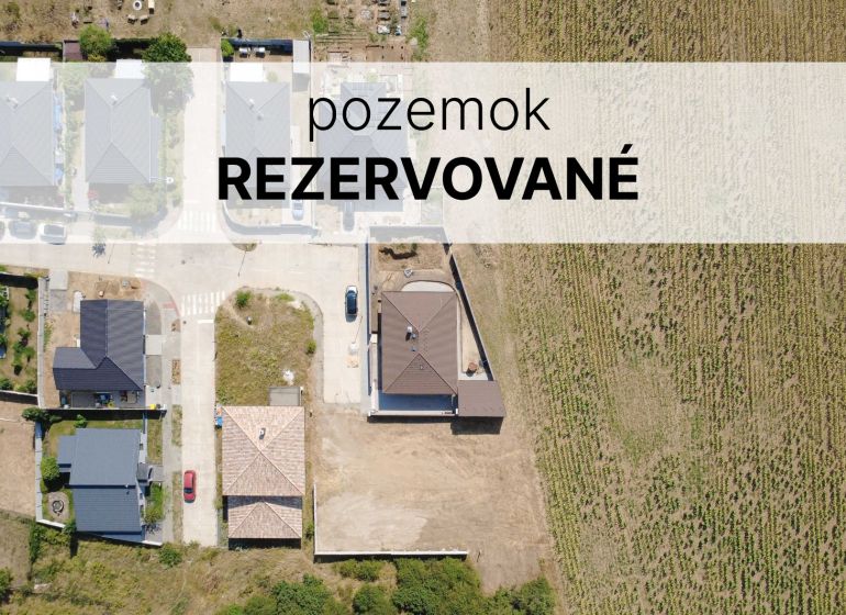 Légi felvétel a lefoglalt területről Szárazpatakon, Farkasvölgy - lakóövezet.