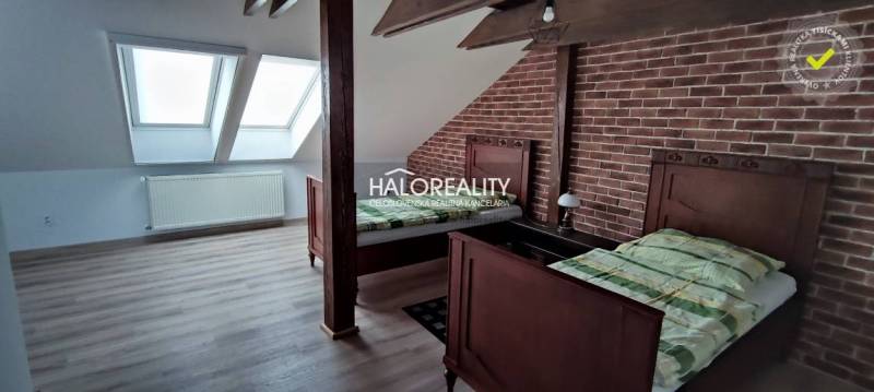 Hronsek 3 szobás lakás kiadó reality Banská Bystrica
