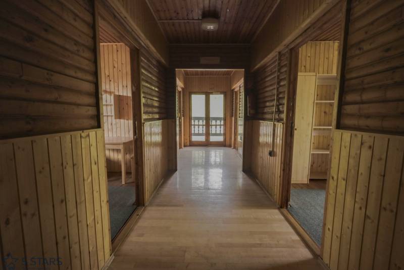 predaj chata s pozemkom 4650 m2 na oravskej priehrade 10.jpg