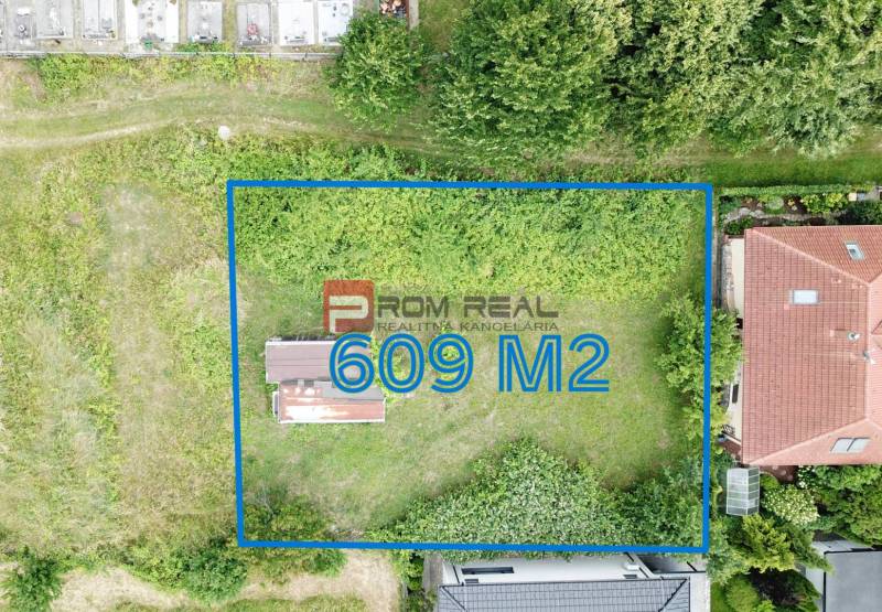 Légi felvétel a telkekről - lakóövezet Mariankán, a Na Tálkoch utcában, 609 m² területtel.