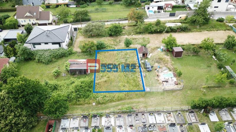 Telkek - lakóhely a Na Tálkoch utcában, Marianka, terület 355 m², kilátás a házakra.