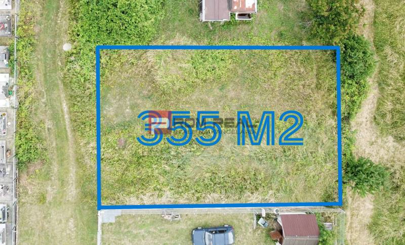 Légi felvétel a telekről - lakóhely Mariankán, a Na Tálkoch utcában, területe 355 m2.