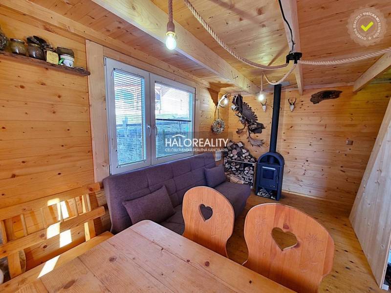 Ospravedlňujem sa, ale potrebujem vedieť, čo konkrétne chcete preložiť do maďarčiny. Mohli by ste mi poskytnúť text, ktorý chcete preložiť?