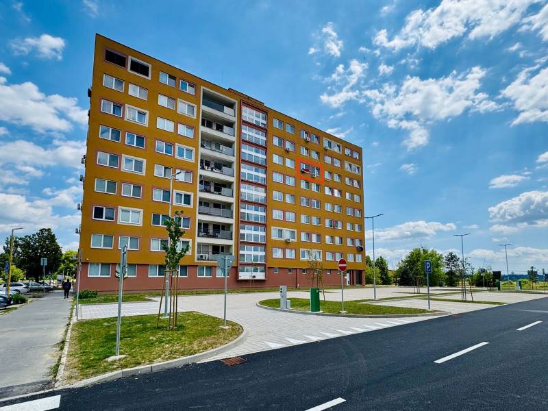 Lakóépület a Kassai - Šaca Tanonc utcában.