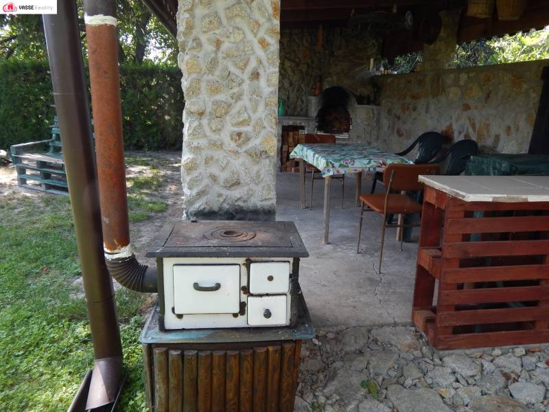 Varázslatos házikó Klížska Nemán kemencével és kerti ülőhellyel a pihenéshez.