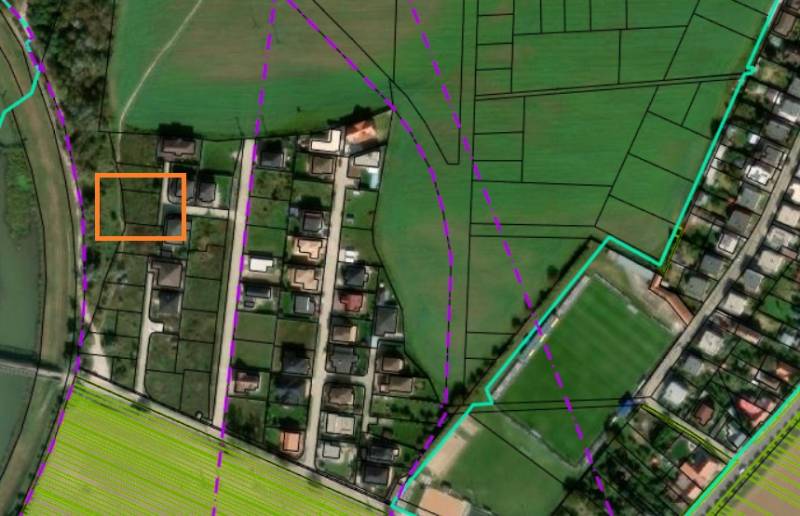 Légi felvétel a Moravany nad Váhom-i lakóterületekről a Západná utcában.