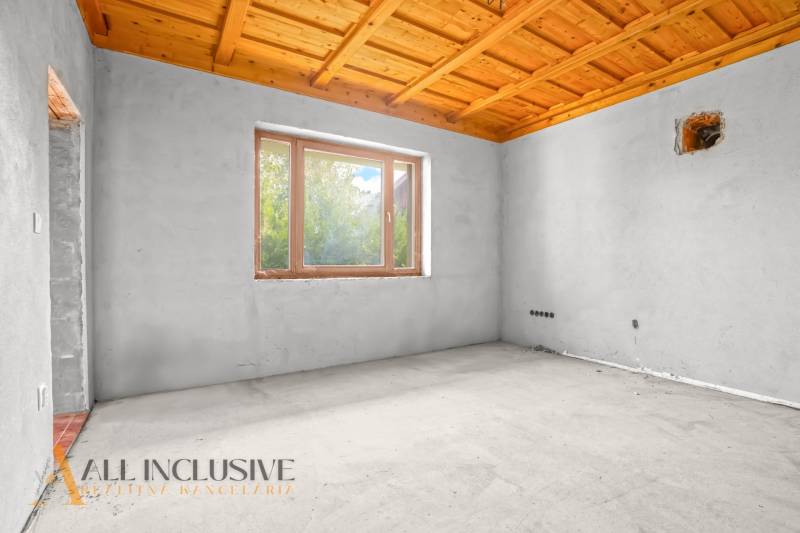 Samozrejme, rád vám pomôžem. Prosím, poskytnite text, ktorý chcete preložiť do maďarčiny.