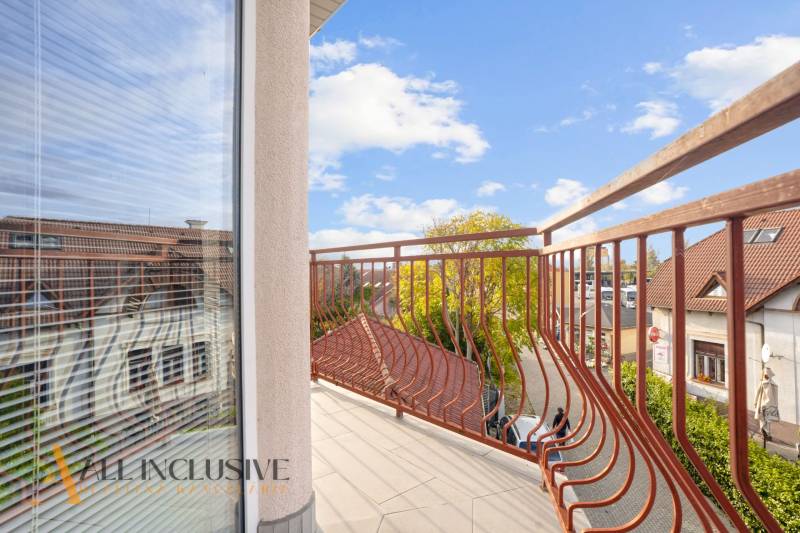 14 - 2025-10-30T133223.910.jpg