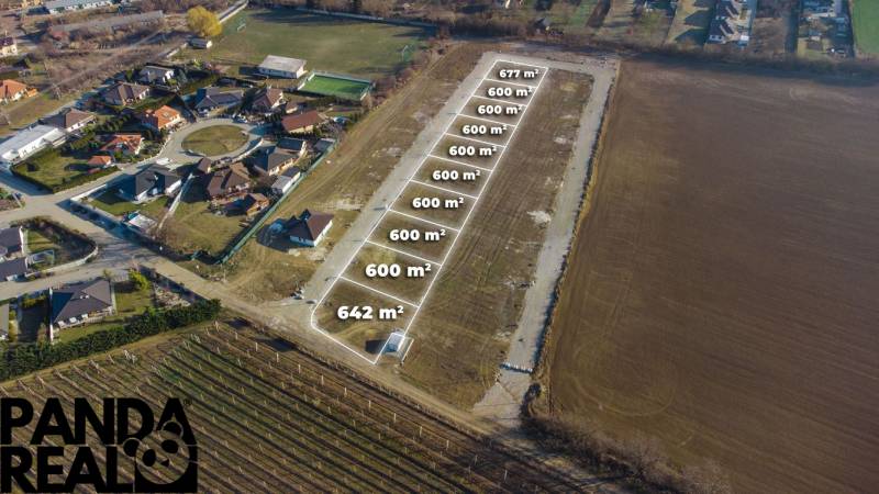 Építési telkek eladók Felsőszitáron lakhatás céljára, területük 600 m²-től.
