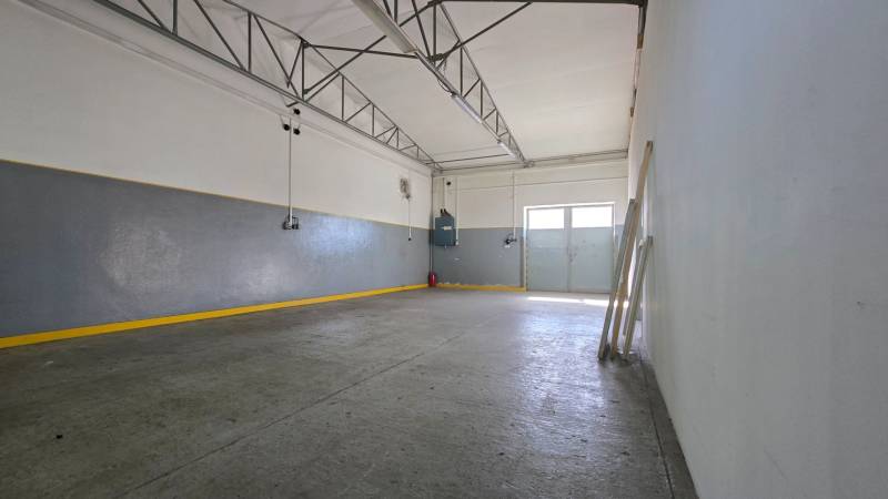 Je mi ľúto, ale potrebujem vedieť, čo konkrétne chcete preložiť do maďarčiny. Mohli by ste mi poskytnúť text, ktorý chcete preložiť?