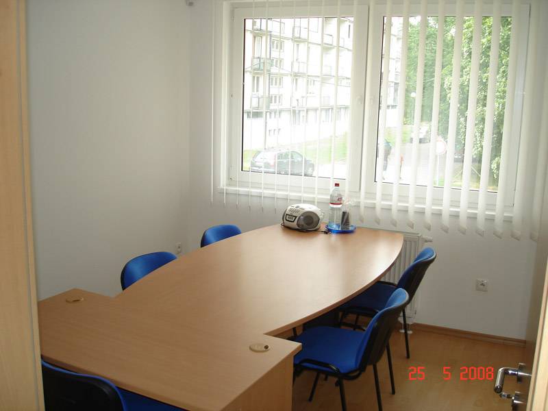 Sajnálom, nemôžem ti pomôcť s týmto prekladom.