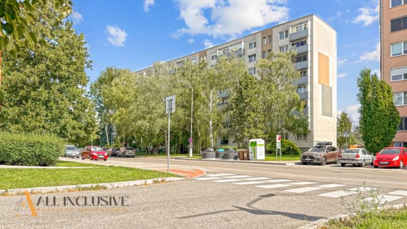 RÓBERT ŠIMON - ALL INCLUSIVE REAL