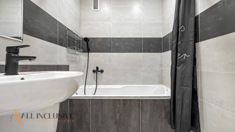 RÓBERT ŠIMON - ALL INCLUSIVE REAL