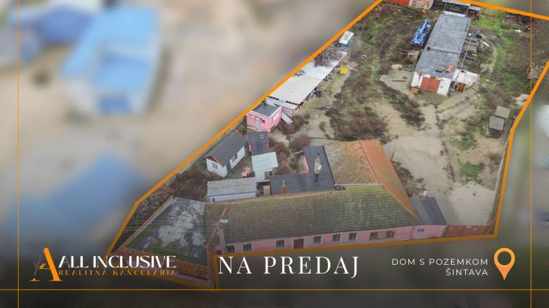 Családi ház eladó régebbi épületekkel és udvarral Sempteben.