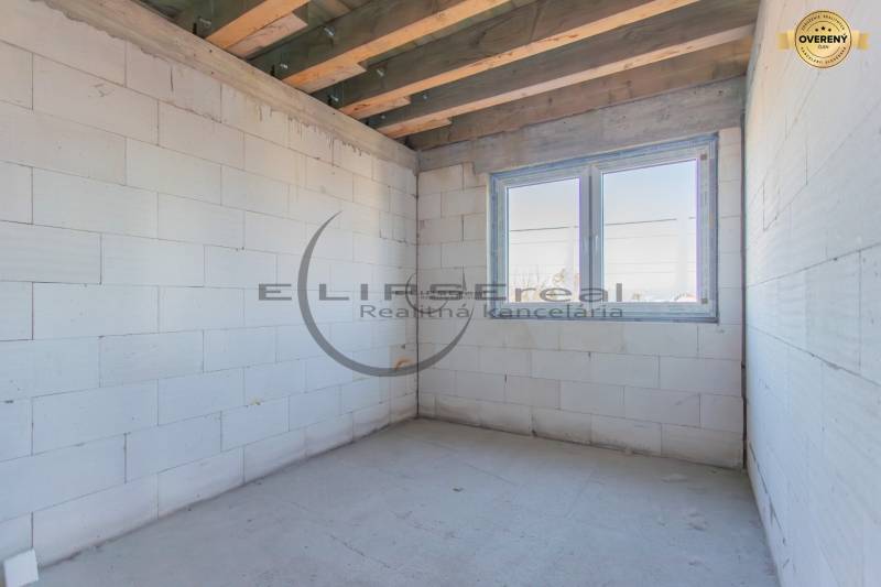 Sajnálom, ale potreboval by som vedieť, čo presne chcete preložiť do maďarčiny. Mohli by ste mi poskytnúť text, ktorý chcete preložiť?