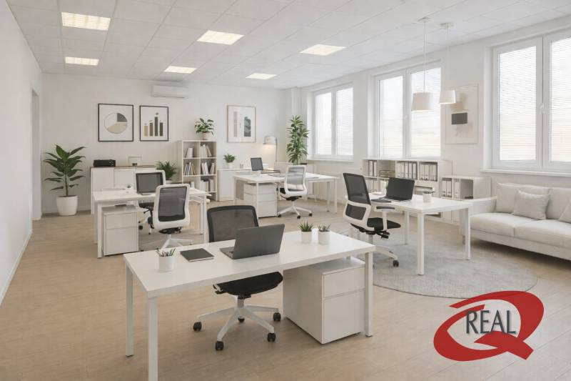 Irodák fa dekor padlóval, íróasztalokkal, székekkel és növényekkel.