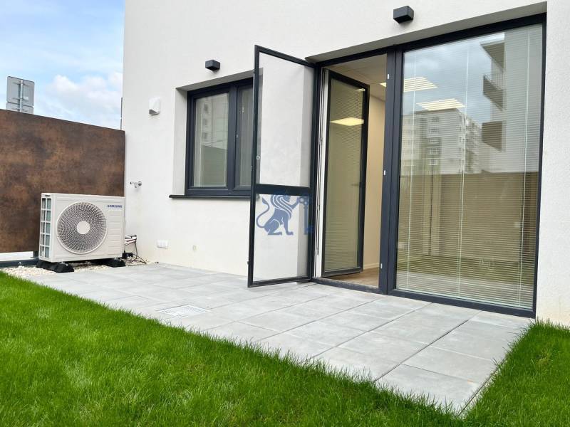 kancelarske_obchodne_priestory_rozkvet (25).jpg