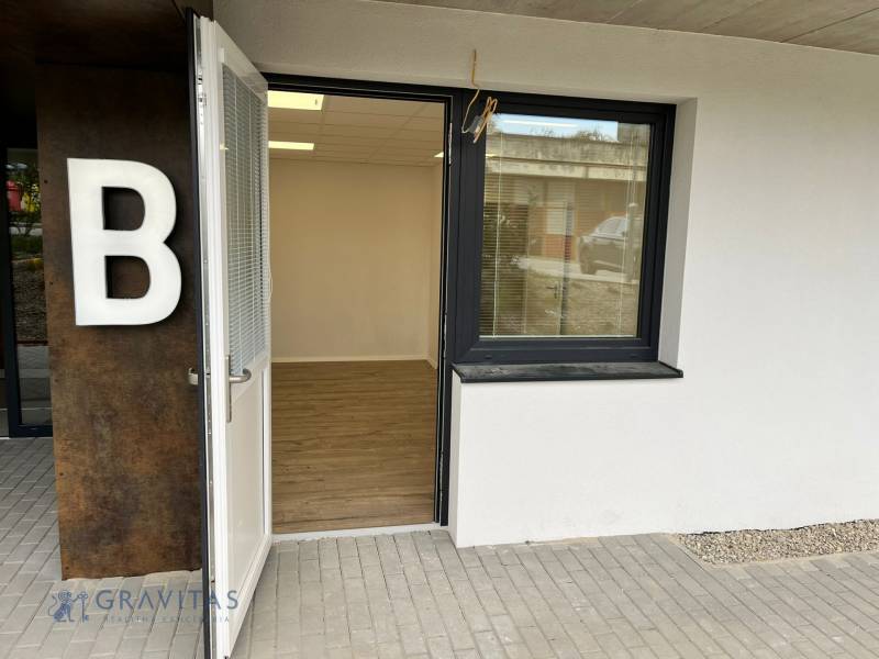 kancelarske_obchodne_priestory_rozkvet (31).jpg