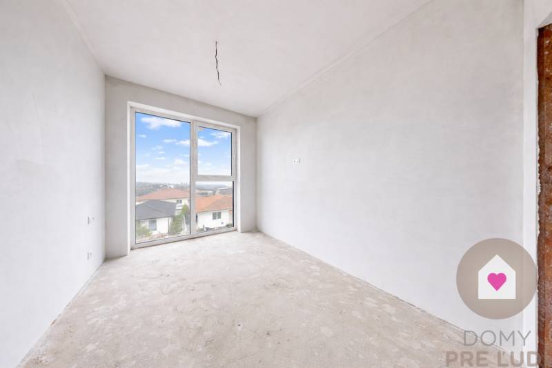 Byvajte-v-Raji-3i-novostavba-s-balkonom- (11).jpg