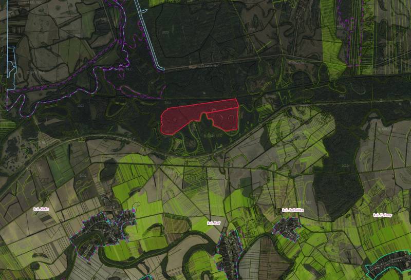 Mezőgazdasági és erdőterületek térképe Boľa környékén.