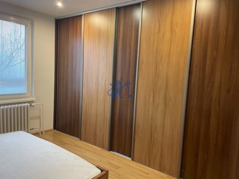 ružinov_byt_na_prenajom (13).jpg