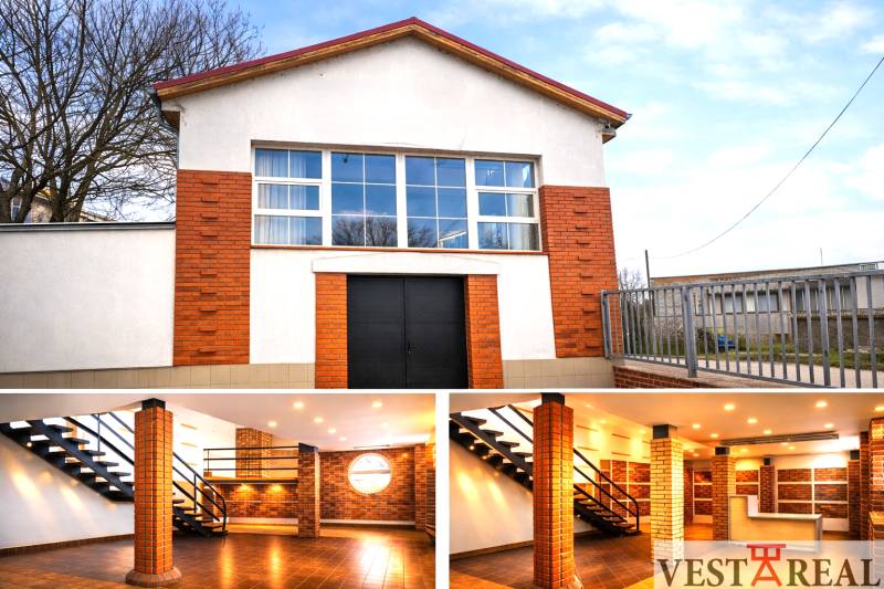 Üzlethelyiségek a Nagyszombati Pozsonyi utcában, téglaburkolattal és dekor padlóval.