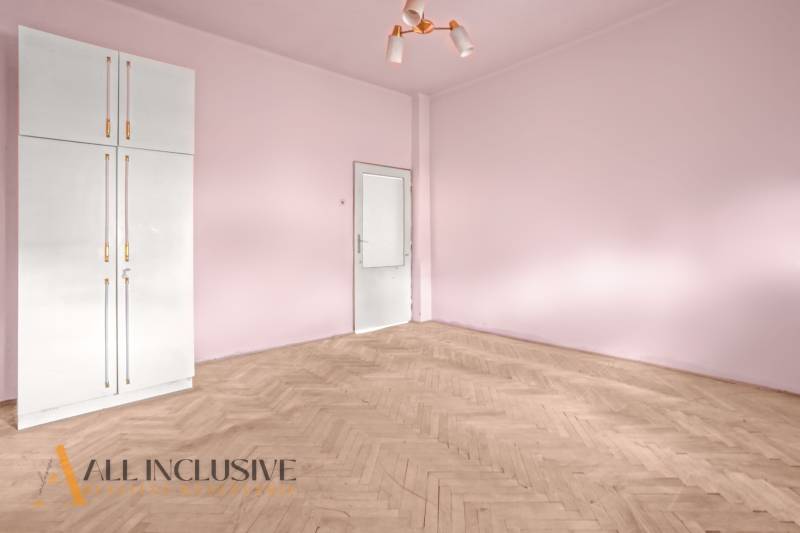 17 - 2025-10-09T125615.355.jpg